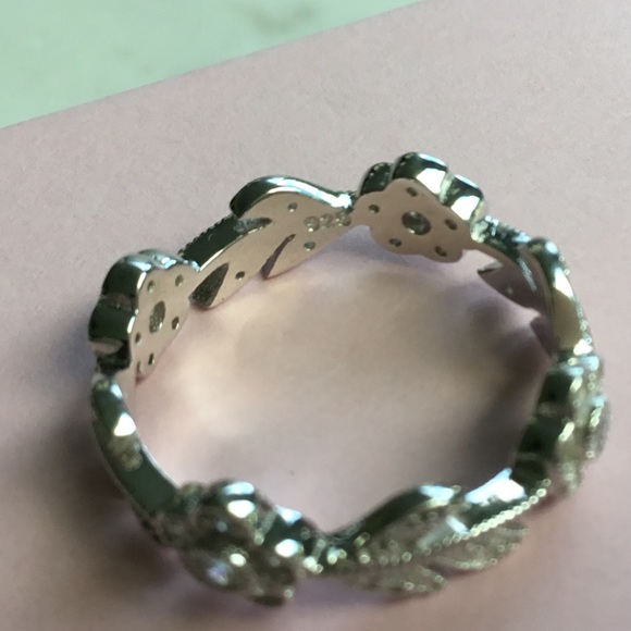 Sale $25! Sterling Silver Cz Flower Band - Picture 15 of 16